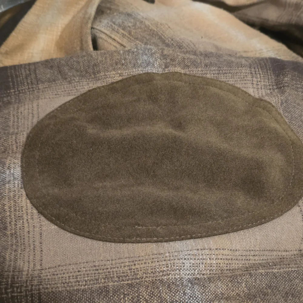 Vintage Pendleton Trail Shirt XL Tan Plaid Suede Elbow Patches No Flaws - Picture 5 of 11